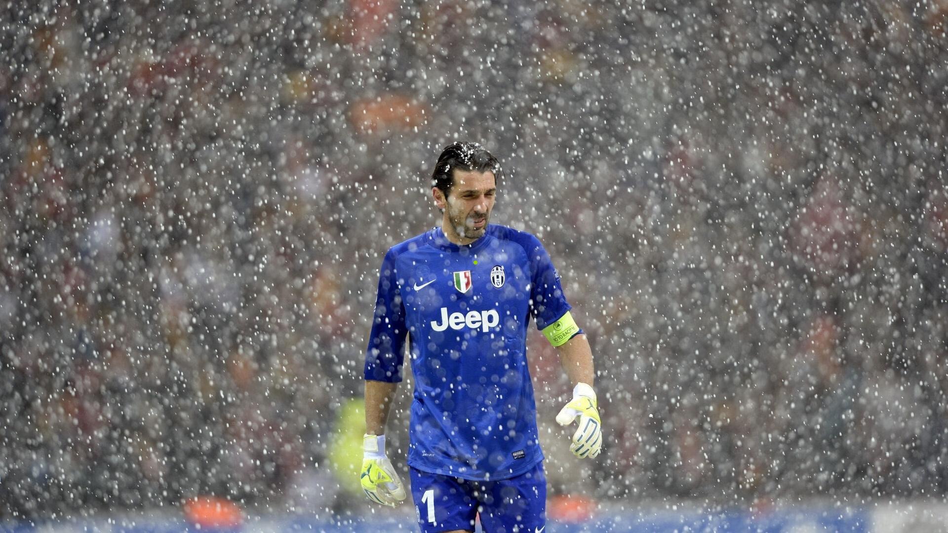 江苏体彩网-马刺传奇吉诺比利盛赞，熬夜到11点也值了，这支球队太精彩！